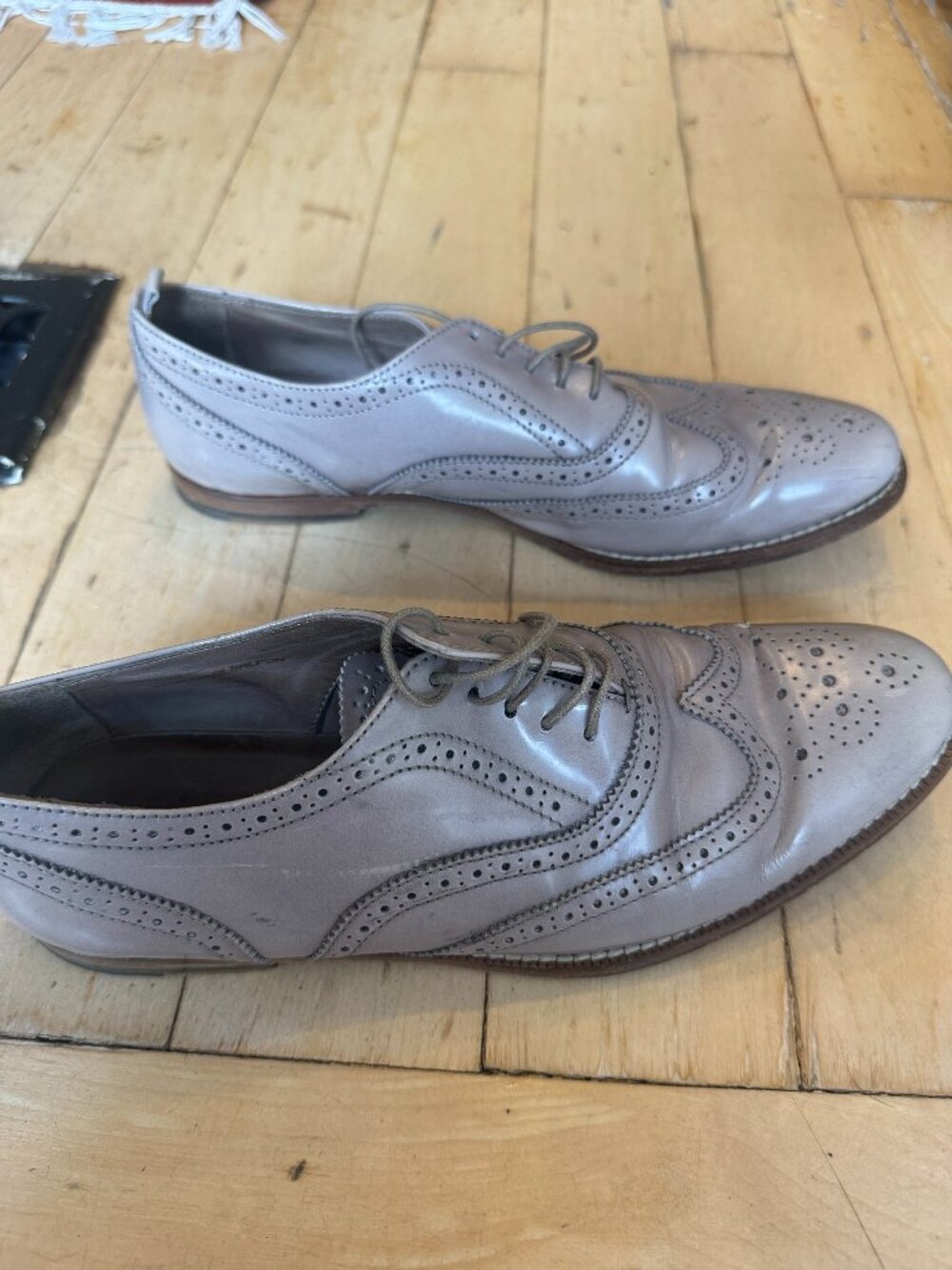 Leather burberry loafers
